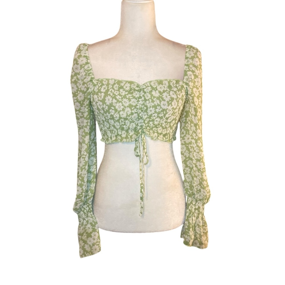 Long sleeve cottagecore crop top